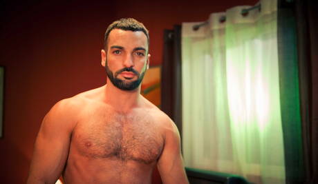 Der gut gebaute Russe Dato Foland und der spanische Hengst Abraham Al Malek beim harten Analsex