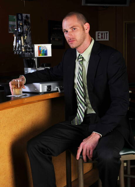 Men: American stars husky guy Steven Daigle and superstud Cole Streets in hot homosexual action in bathroom