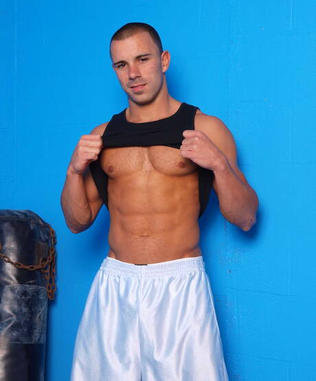 Men: Nice american guys hunk Chris Tyler and hunky guy Ryan Evans have a hot sex