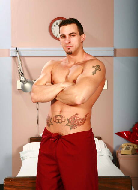 Jessy Ares, Dylan Roberts, Phenix, Trevor Knight en Chris neuken elkaar