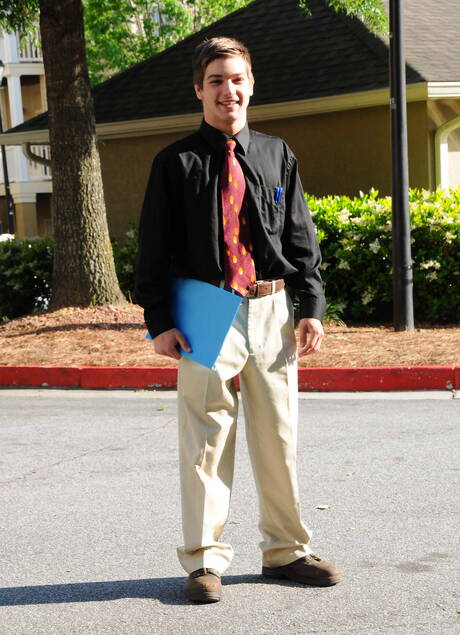 兩個美國男孩，Johnny Rapid 和 Jimmy Johnson 在戶外口交後操屁股