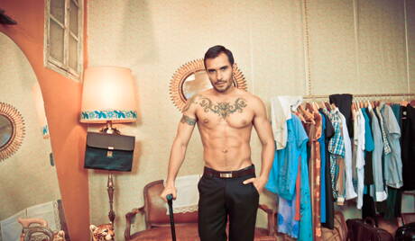 Der muskulöse Latino Lucio Saints und der Latino-Otter Jean Franko lutschen und ficken sich gegenseitig