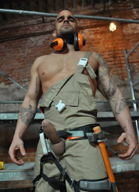 Der amerikanische Schönling Damien Crosse und Foster Riviera ficken nach einem Blowjob in den Arsch