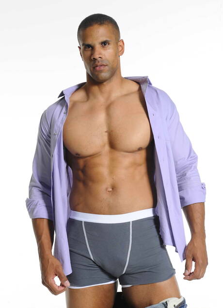 Rocco Reed, Tommy Defendi, Tony Newport, Robert, Zane w męskim gangbangu