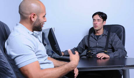 Der brasilianische harte Kerl Rafael Alencar und der lateinamerikanische Hengst Leo Forte haben harten Analsex