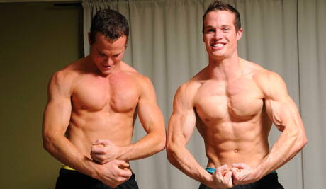 Vieze jongens Johnny Rapid, Luca Rosso en Liam Rosso hebben een hete trio-seks