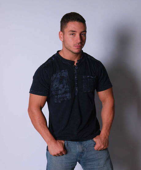 Les beaux mecs américains Marc Dylan et le costaud Bryce Star baisent le cul après une pipe