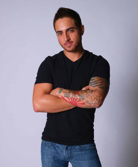 Les beaux mecs américains Marc Dylan et le costaud Bryce Star baisent le cul après une pipe