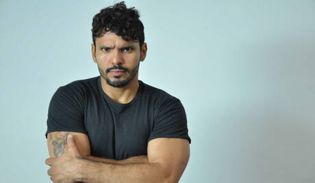 American superstud Damien Crosse and venezuelan hairy stud Jean Franko have a hot couple scene