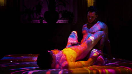 Matthew Camp and american strongman Marco Lorenzo fuck ass after sucking cock in hot shower