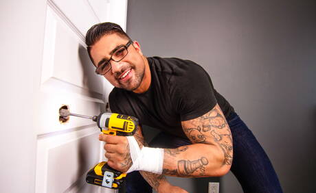 Der muskulöse Kanadier Ryan Bones und der attraktive Kanadier Shane Jackson haben heißen Sex