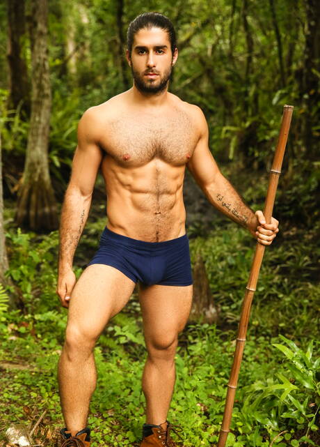 羅馬尼亞帥哥 Kaleb Stryker 和拉丁帥哥 Diego Sans 在戶外享受火熱的同性戀場景