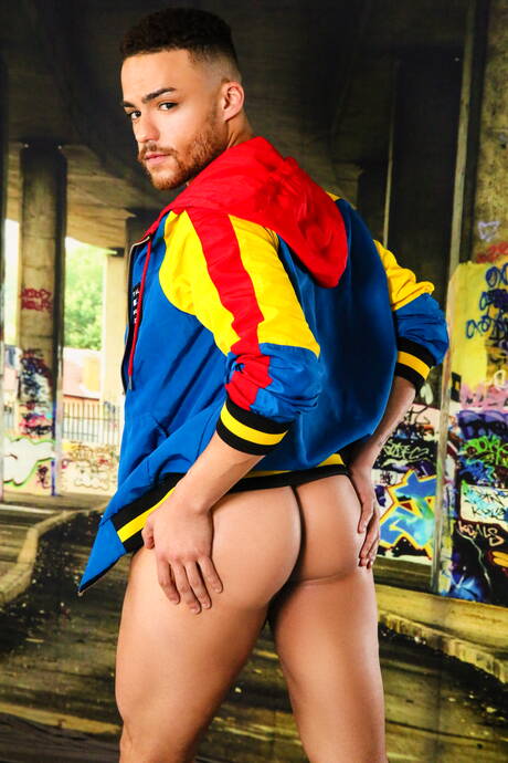 Gorący amerykańscy faceci gorący młodzieniec Derek Reed i krzepki facet Beaux Banks w gorącej homoseksualnej akcji