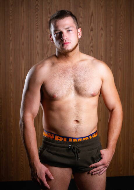 Canadian husky guy Thyle Knoxx and beefcake Oliver Smith have a good sex