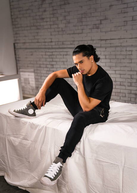 Men.com: Two american boys tough guy Armond Rizzo and strongman Aaron Reese in hot homosexual action