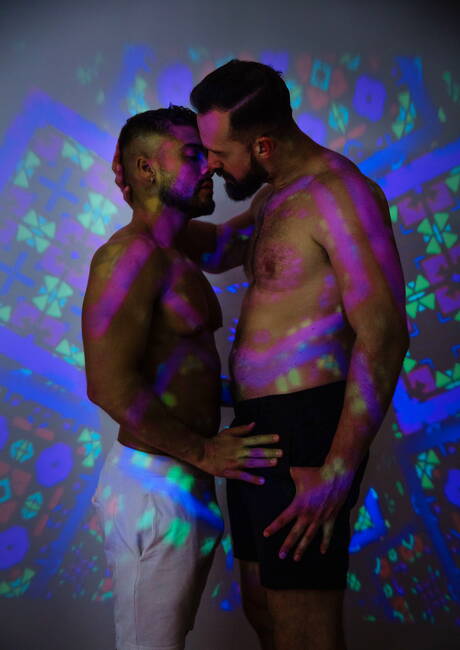 Men: Superstud Dann Grey and brazilian mature bear Andy Onassis fuck ass after sucking