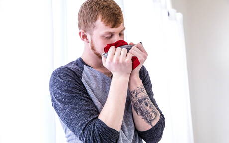 Beroemde Amerikanen, gespierde kerel Dillon Diaz en stoere kerel Zach Covington in zwart-wit seks