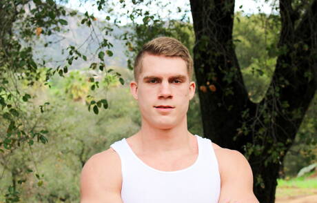 Le jeune Tchèque Danny Defoe montre un corps robuste à l