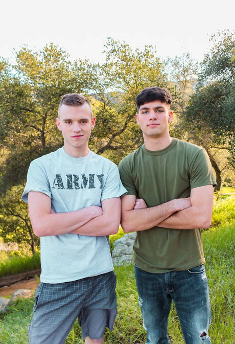 Active Duty: Pretty american guys husky guy Scott Finn and otter Leeroy Jones have a hot sex outside