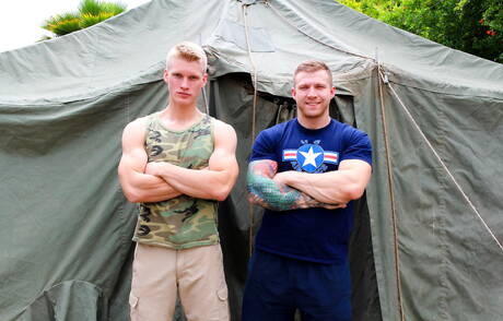 American beefcake Blake Effortley and  Mike Johnson have anal sex outside