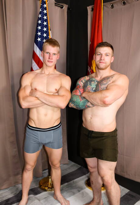 American beefcake Blake Effortley and  Mike Johnson have anal sex outside