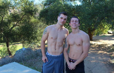Famous americans, beefy Princeton Price and hunk Bradley Hayes in blowjob scene outdoor