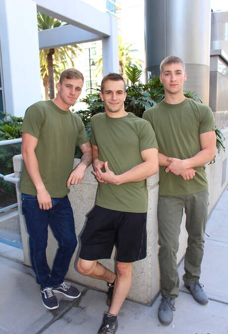 Sexy buddies Ryan Jordan, Donte Thick and Blaine Jameson in hard 3some sex outdoor