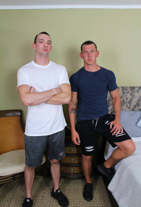 Active Duty: Superstud Phoenix River and hunky guy Johnny B have anal sex outdoor