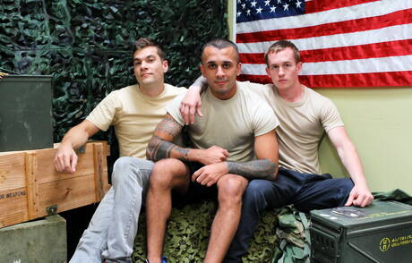 Princeton Price, Laith Inkley and Kevin Texas have a good 3some sex outside