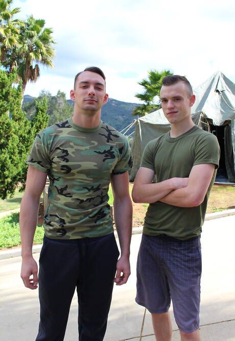 American stud Scott Finn and husky guy Johnny B have anal sex outdoor