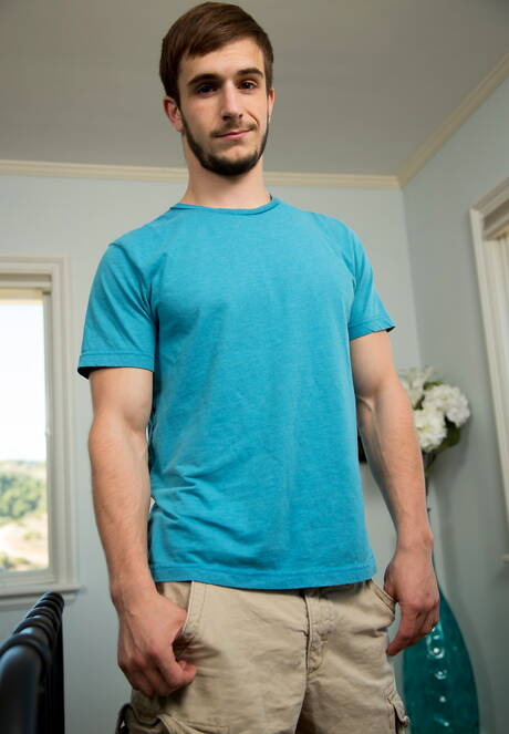 Next Door Studios: Pretty american boys otter Donte Thick and hunky guy Princeton Price in hot ass bang