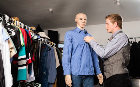 Der nette amerikanische Twink Luke Reed und der schöne Junge Evan Landers ficken nach dem Schwanzlutschen