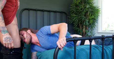 Hot american boys hunky guy Shawn Reeve and hunky guy Seth Knight have anal sex