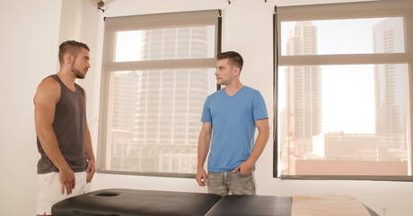 Der nette amerikanische Muskelprotz Princeton Price und der starke Mann Dante Colle haben sich gegenseitig geknallt