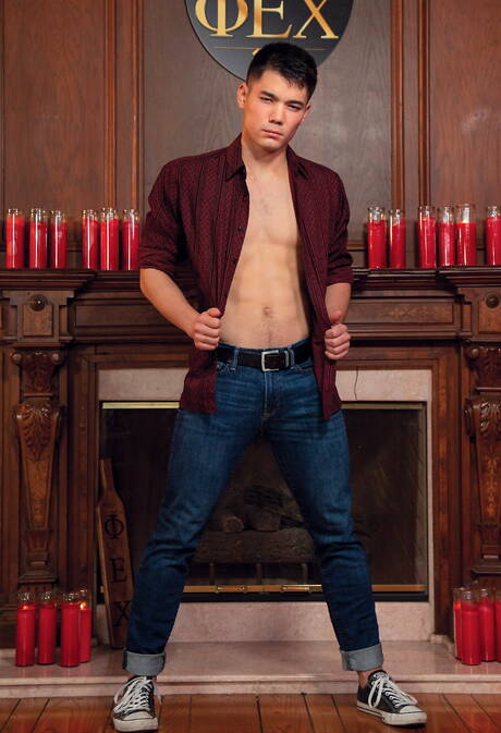 Hot american guys tough guy Devin Franco and well-built Colton Reece have a good sex