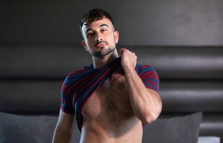 Two american dudes otter Mason Lear and tough guy Brian Bonds drilling an ass