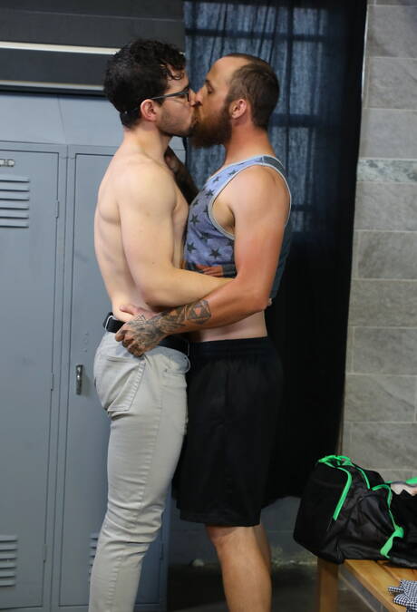 Two american boys otter Dustin Steele and hairy stud Angel Ventura fuck after blowjob