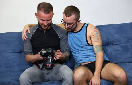 Pride Studios: Due ragazzi americani, Jay Donahue e il peloso Sean Harding, si succhiano e si scopano a vicenda