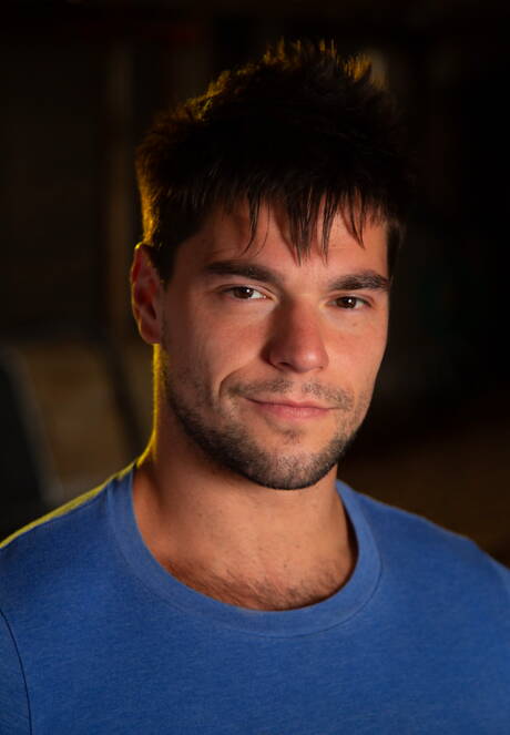 Next Door Studios: Nice american buddies husky guy Aspen and strongman Elliot Finn in hot ass bang