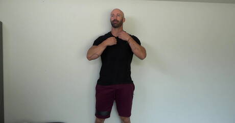 El culturista Max King II masturbándose