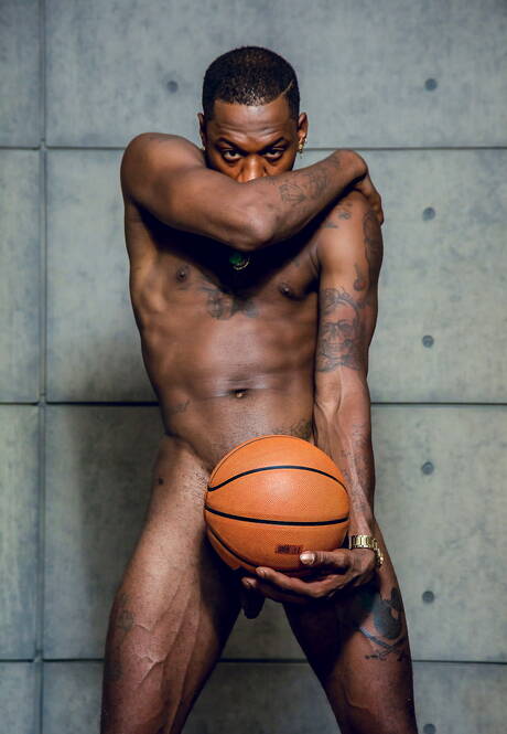 好美國哥們肌肉男Deep Dic和肌肉男Adrian Hart在火熱的肛交中