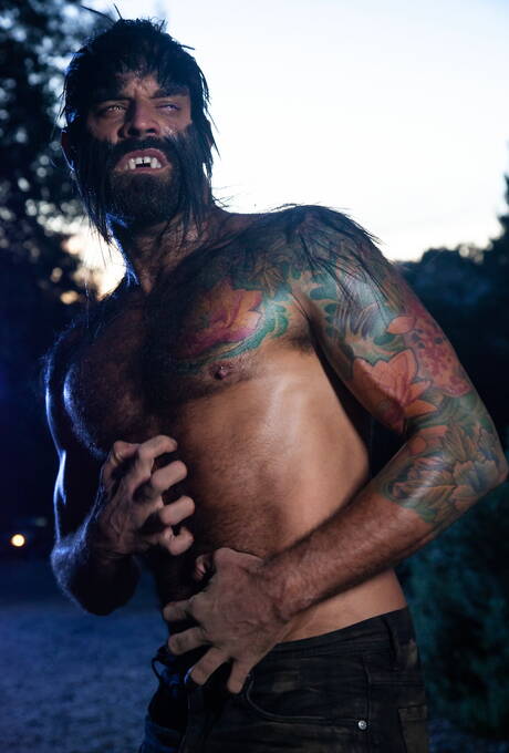 Canadian gay bear Drake Masters and american hairy bear Drew Sebastian in hot ass bang with fisting outdoor