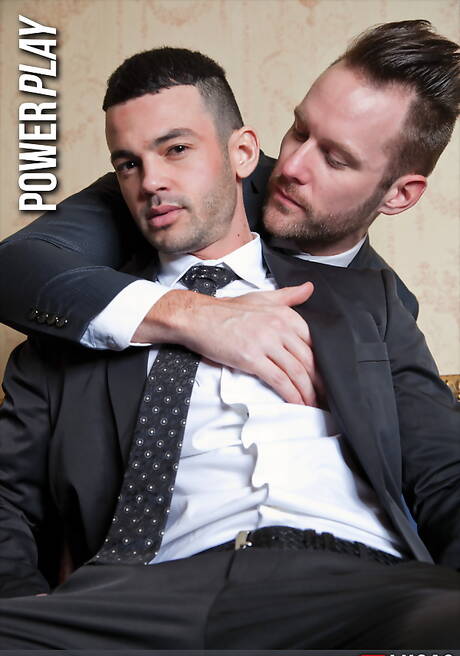 De Spaanse, gespierde Adriano Carrasco en de Australische sterke man Mathew Mason sloegen elkaar in de haren