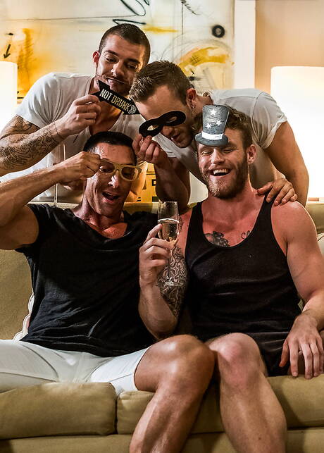 Tryp, Shawn, Nick, Jackson Radiz in male gangbang