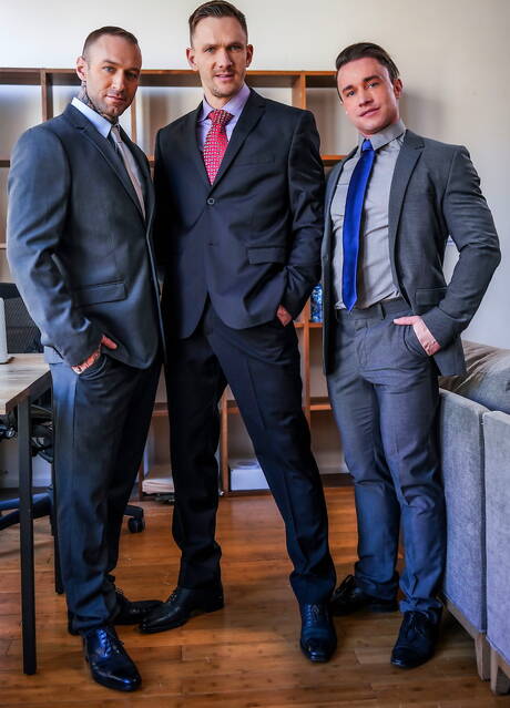 Lucas Entertainment: Horny buddies Alexander Volkov, Andrey Vic and Dylan James in threesome fuck action