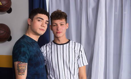 Helix Studios: Two american boys beautiful boy Ashtin Bates and pretty boy Hayden Lee fuck ass after sucking