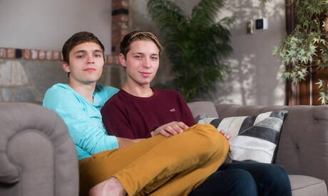 兩個美國帥哥哥德里斯坦·阿德勒和帥哥雅各·漢森做愛