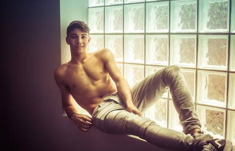 American young Alex Riley posing nude and showing hot butt in bath