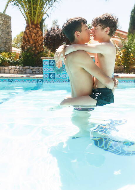 Nice american boys young dude Jared Scott and young boy Leo Frost sucking and fucking each other at the pool