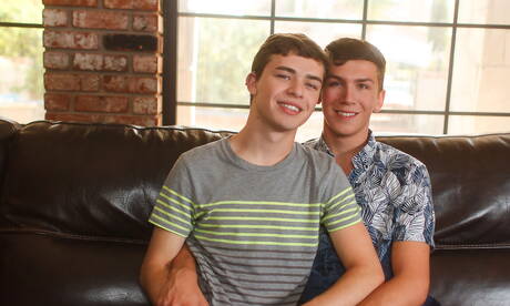 Helix Studios: Two american boys twink Jared Scott and pretty boy Collin Adams have a good sex with fisting